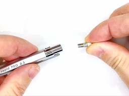 消しゴムを装着するの画像1