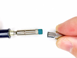 ノックキャップを装着するの画像1