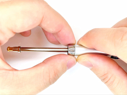 グリップ結合部を外すの画像1