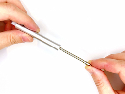 ケースから芯タンクを引き抜くの画像1