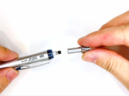 ノックキャップを装着するの画像1