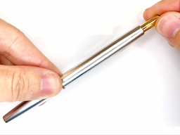 ケースから芯タンクを引き抜くの画像1