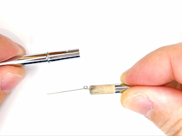 芯タンク上部に消しゴムを装着するの画像1