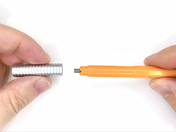 グリップを装着するの画像1