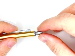 ノックキャップを外すの画像1