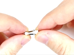 消しゴムの金具を外すの画像1