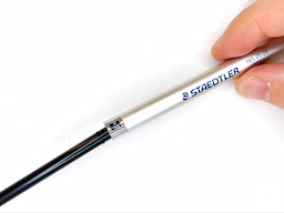 ケースに芯タンクを装着するの画像2