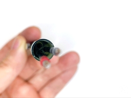 シャー芯のリフィルを装着するの画像2