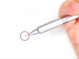 動作チェック①ノックしたらシャー芯が出ることの画像1