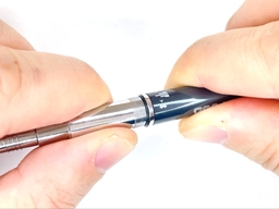 （補足）ケースは分解不可の画像2