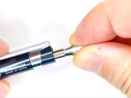 金具付き消しゴムを装着するの画像2