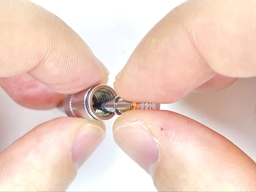 口金内部にガイドパイプを装着するの画像2