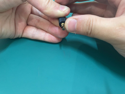 （補足）チャンクはノックしながら輪を下ろすと開く
