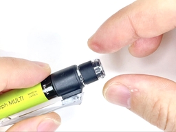 ペン本体にノック部品を装着するの画像3