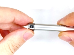 シャー芯硬度表示枠を装着するの画像3