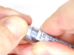 （補足）ペン上部のノック部品は分解不可の画像3