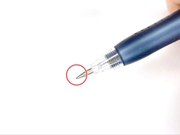 動作チェック①ノックしたらシャー芯が出ることの画像2