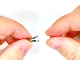 消しゴムの金具を外すの画像3