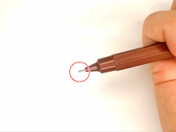 動作チェック②ノックしたらシャー芯が出ることの画像1