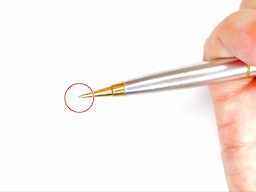 動作チェック②ノックしたらシャー芯が出ることの画像1