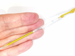 黄インク芯にノック部分を装着するの画像4