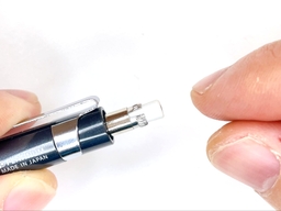 金具付き消しゴムを装着するの画像4