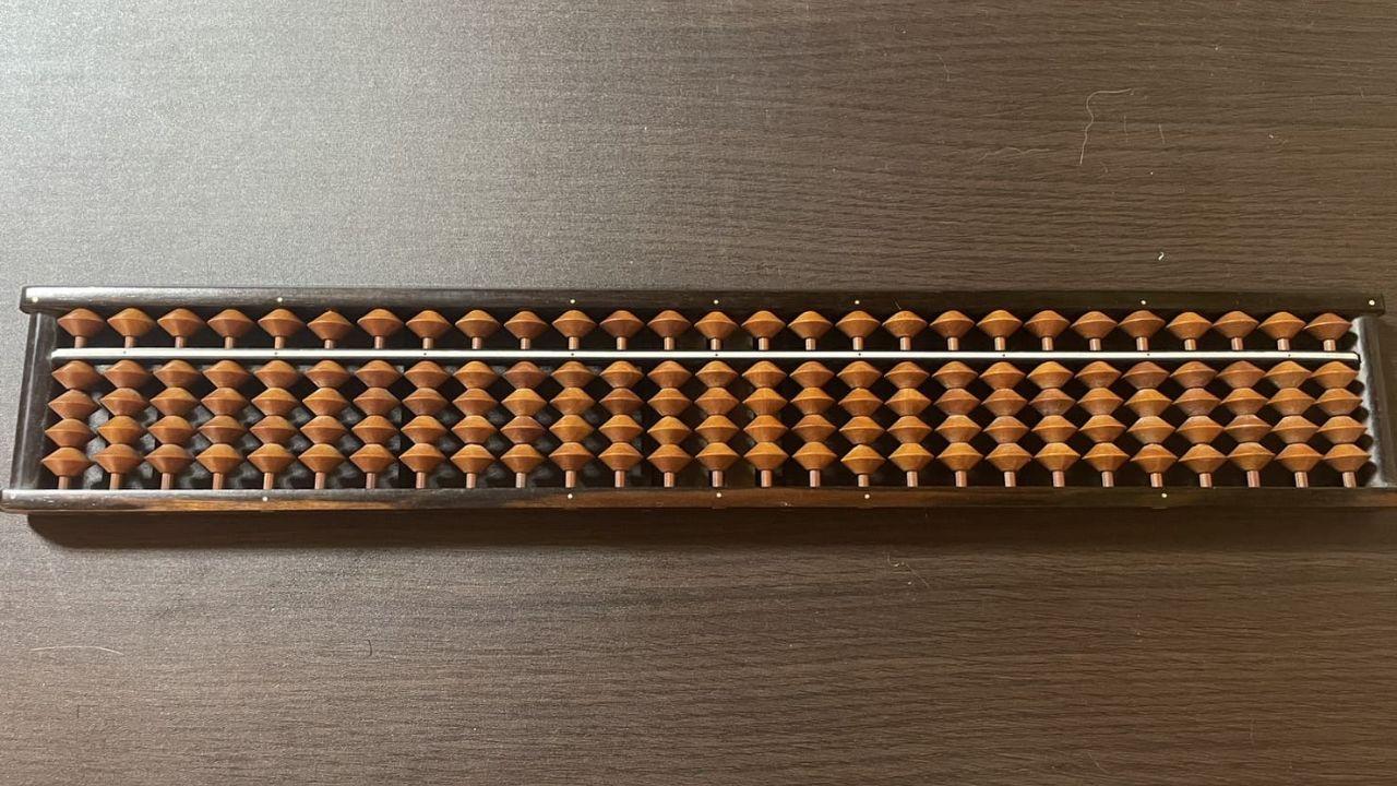 木製そろばんの傷を修復する方法