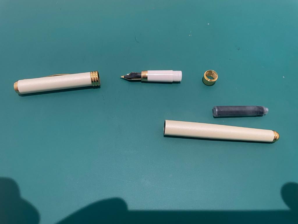 【Bernate】万年筆の組立方法