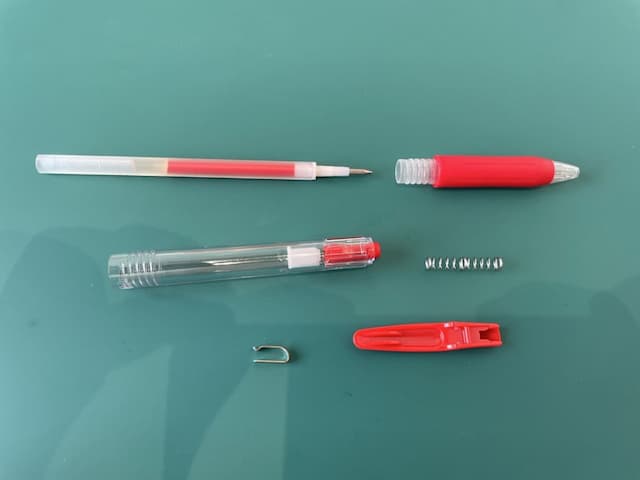 ジェルボールペンサラサクリップ（ボールペン）の分解方法