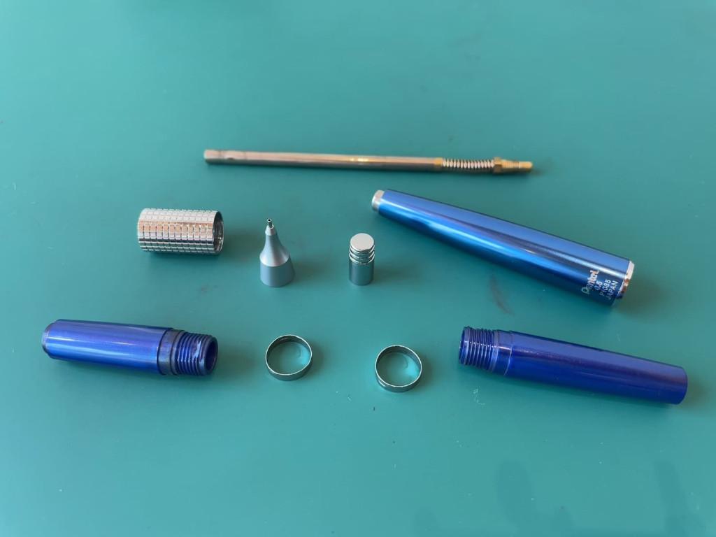 ケリー（KERRY）の分解方法