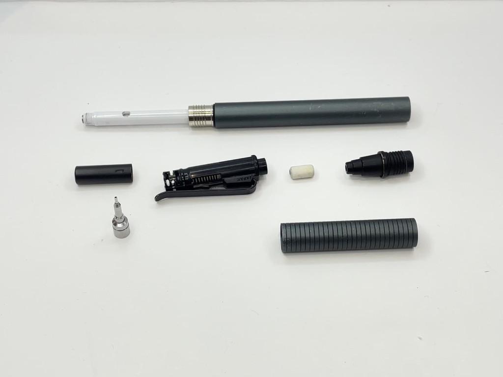 クルトガメタルの分解方法