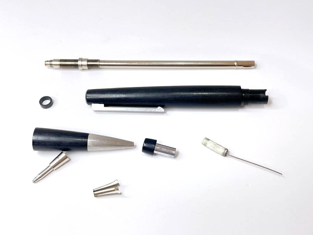 ラミー2000の分解方法