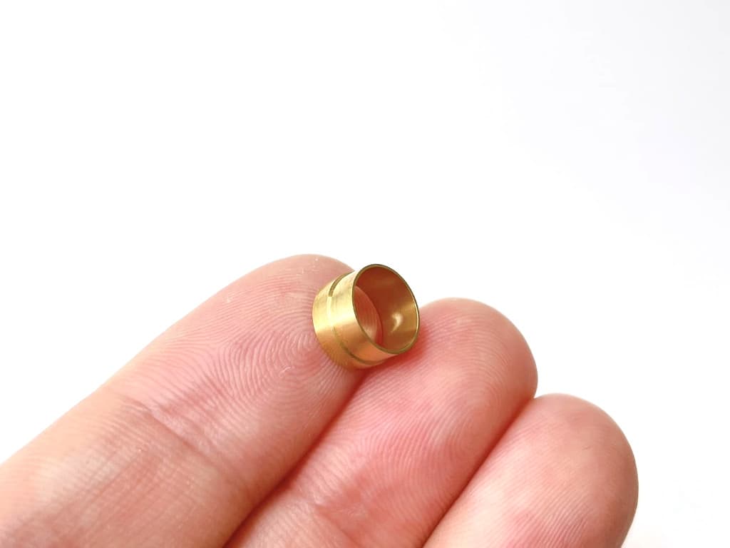 金色の金具の写真