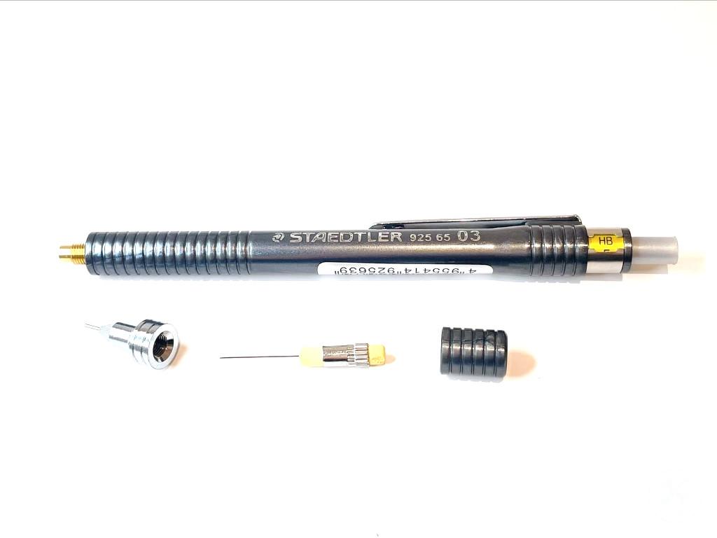 ステッドラー（STAEDTLER）925_65の分解方法