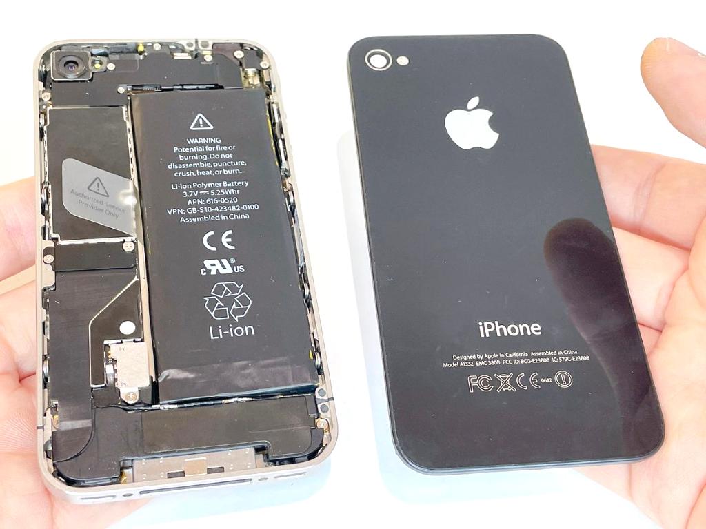 iPhone4の背面パネル交換方法