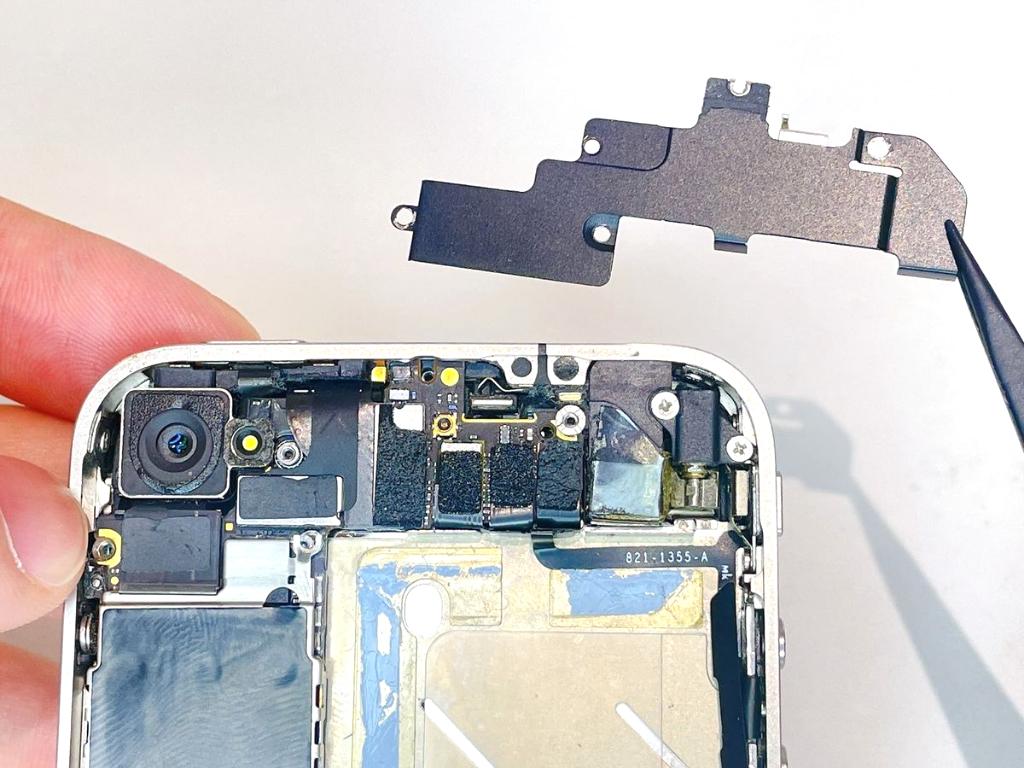 iPhone4のWi-Fiアンテナ交換方法