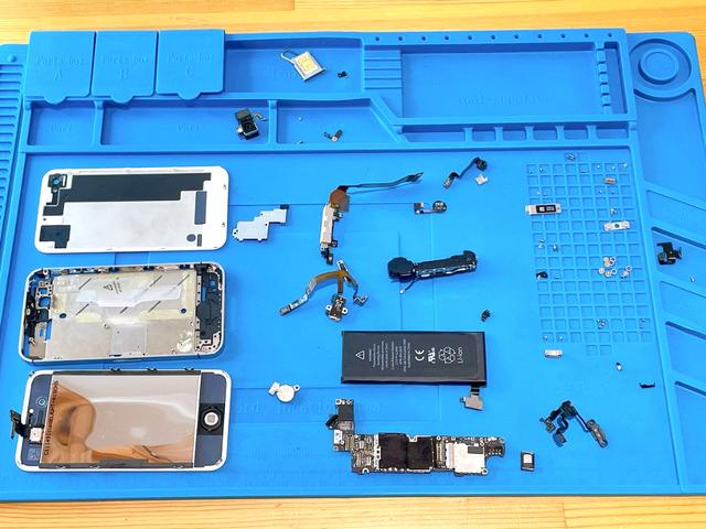 iPhone4Sの組立
