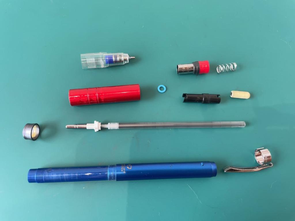 デルガードLxの分解方法