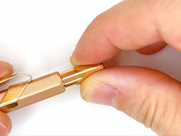 ノックキャップを外すの画像1