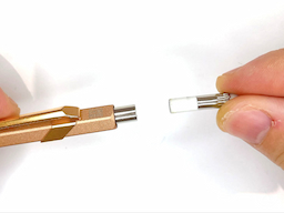 消しゴムを装着するの画像1