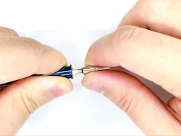 芯タンク結合部を外すの画像1