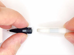 芯タンクに口金を装着するの画像1