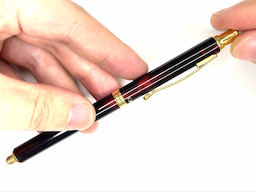 ケースから芯タンクを引き抜いて外すの画像1