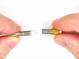 芯タンクにノックキャップを装着するの画像1