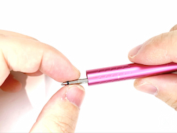 インク芯(黒)を引き抜くの画像1