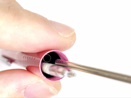 インク芯(赤)を装着するの画像1