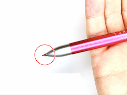 動作チェック②ノックしたらインク芯が出ることの画像1