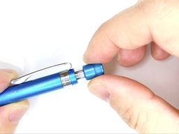 ノックキャップを外すの画像1