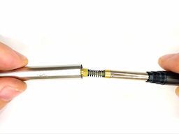 銀色ケースを装着するの画像2