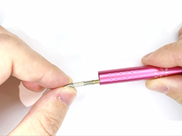 シャー芯のリフィルを外すの画像2